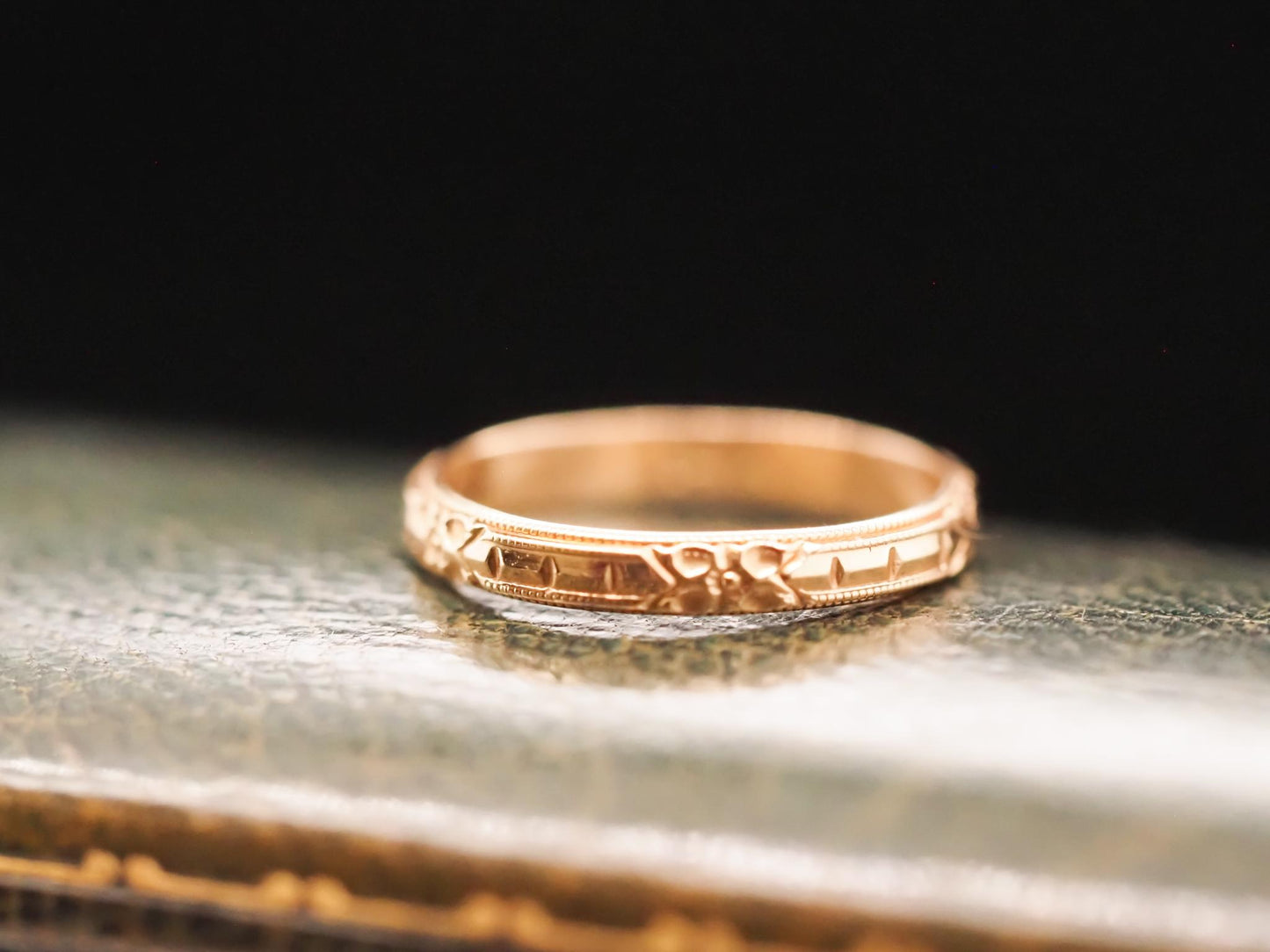 Vintage 14K Yellow Gold Wedding Band - VHK#627