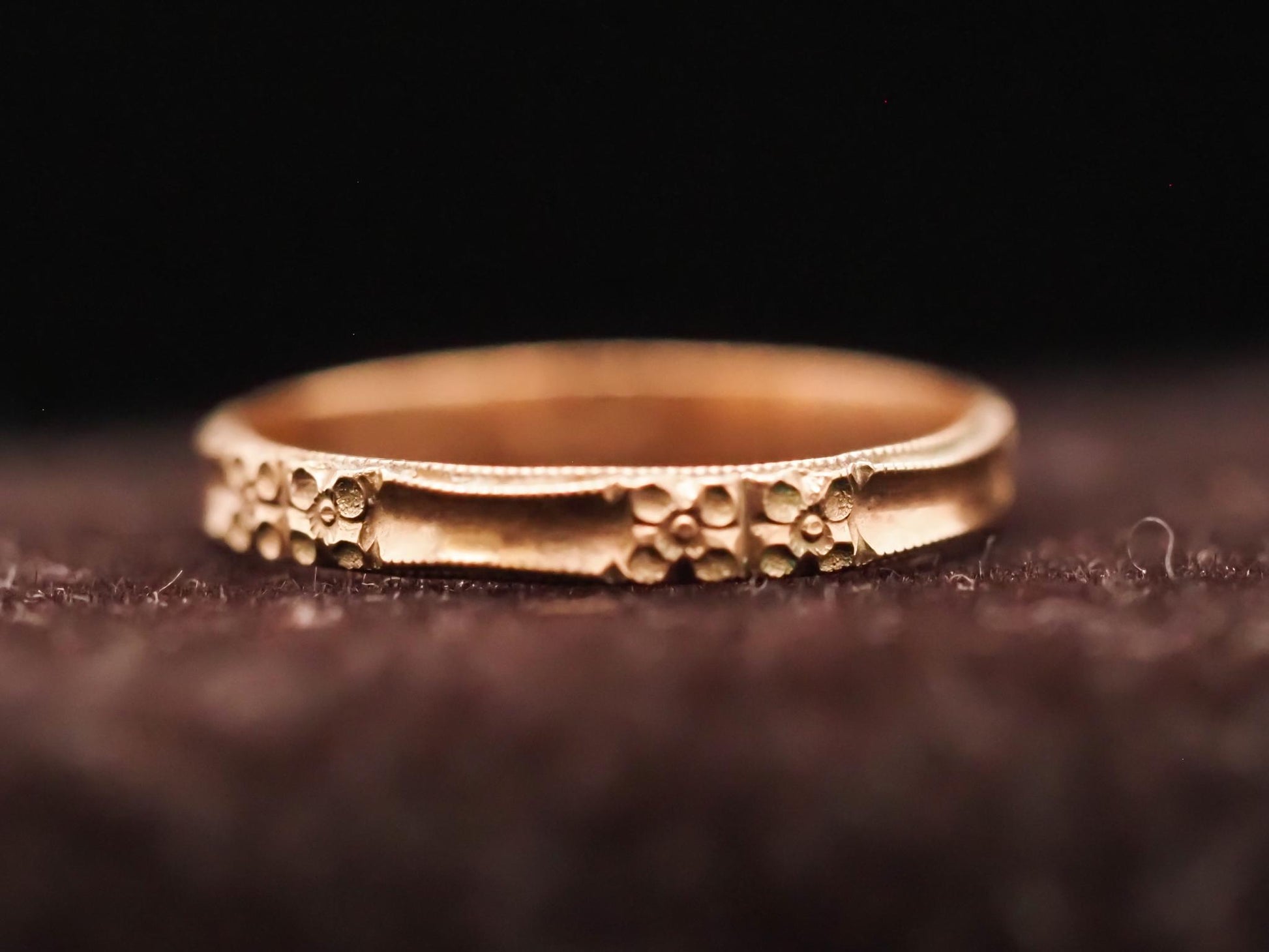 Vintage 1930s 10K Yellow Gold Wedding Band - VHK#628