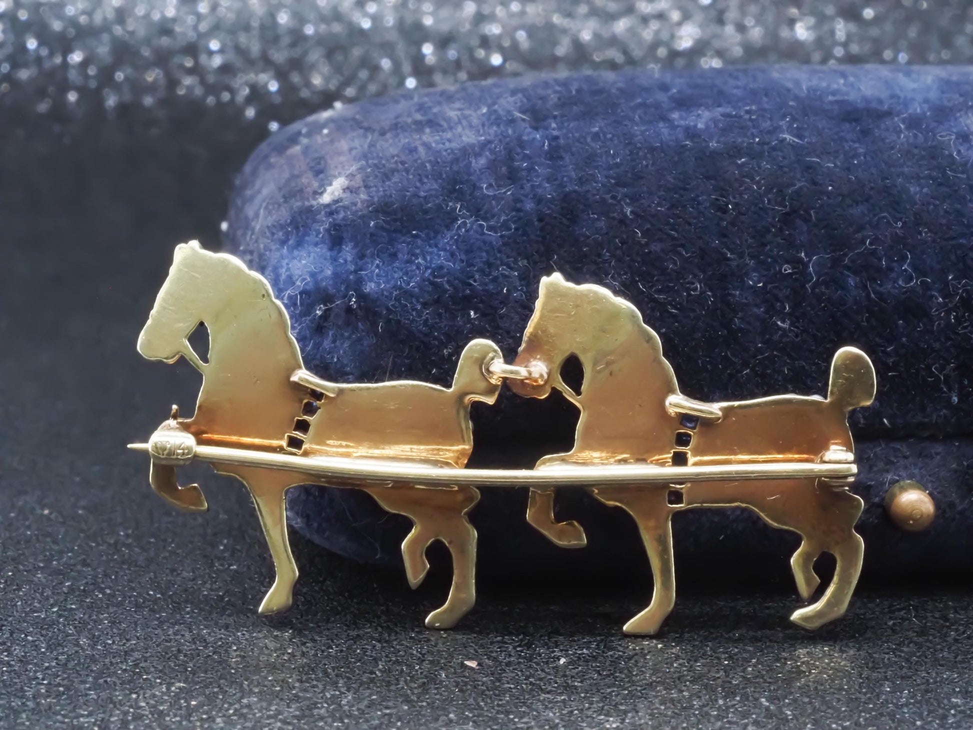 Estate 1900s 14K Yellow Gold Horse Brooch with Sapphire and Pearls - VHK#653a