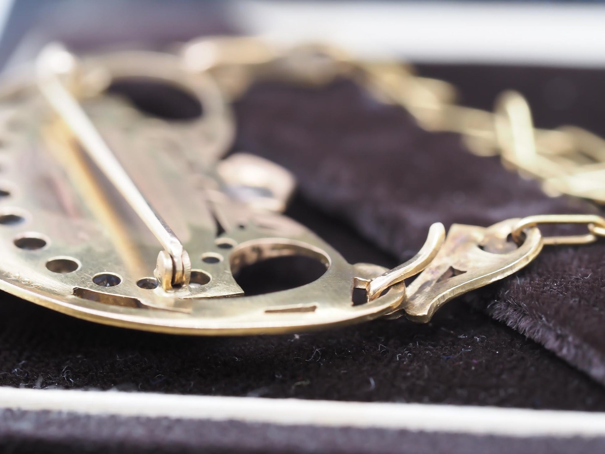 Estate Arts & Crafts Era “JAMES WINN” Opal Necklace 18K Yellow Gold - VHK#182c