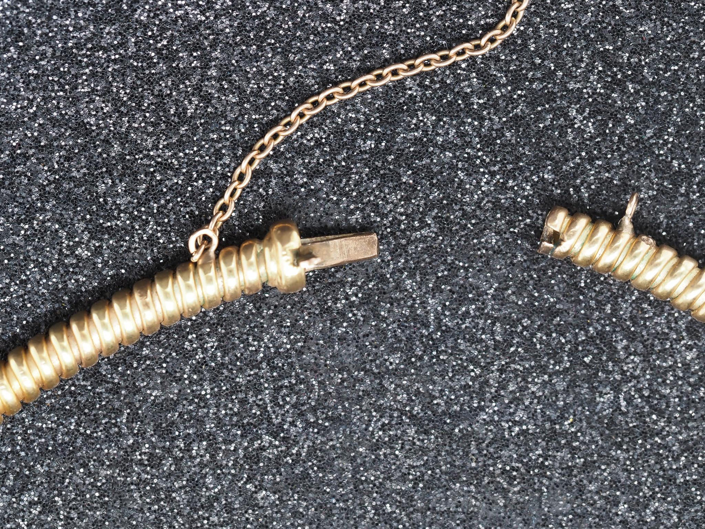 Estate Victorian Tubogas Tassel Necklace in 18K Yellow Gold with Pendant