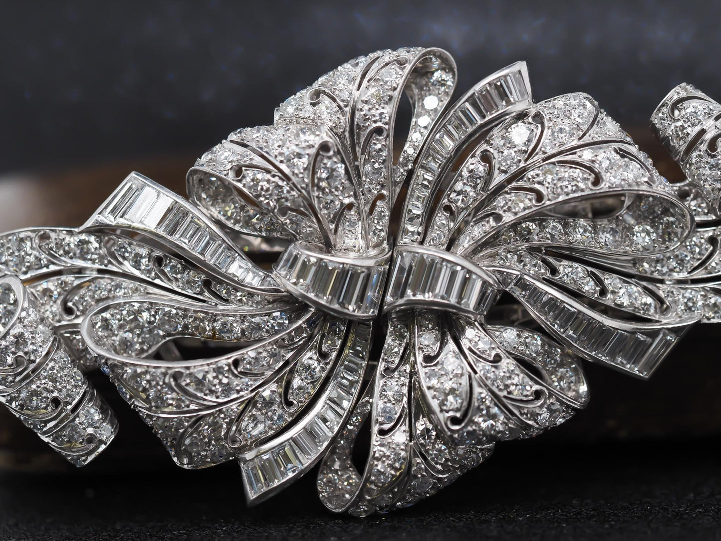 Estate 1920s Platinum Diamond Double Fur Clip Brooch - VHK#109a