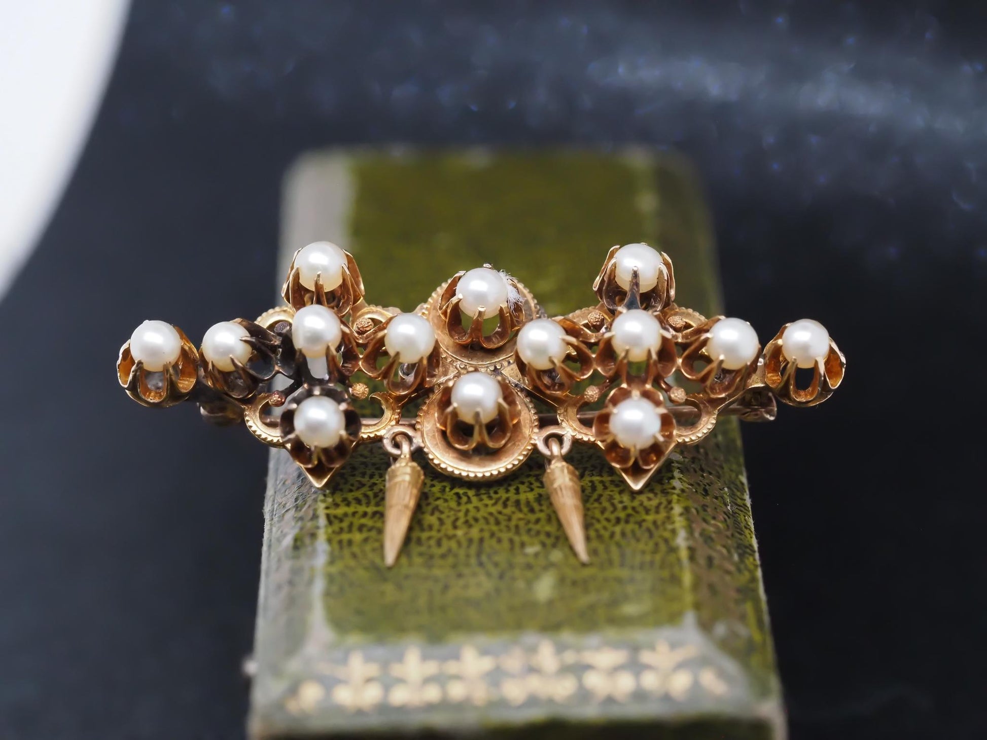 Estate Victorian 14K Yellow Gold Pearl Brooch - VHK#421a