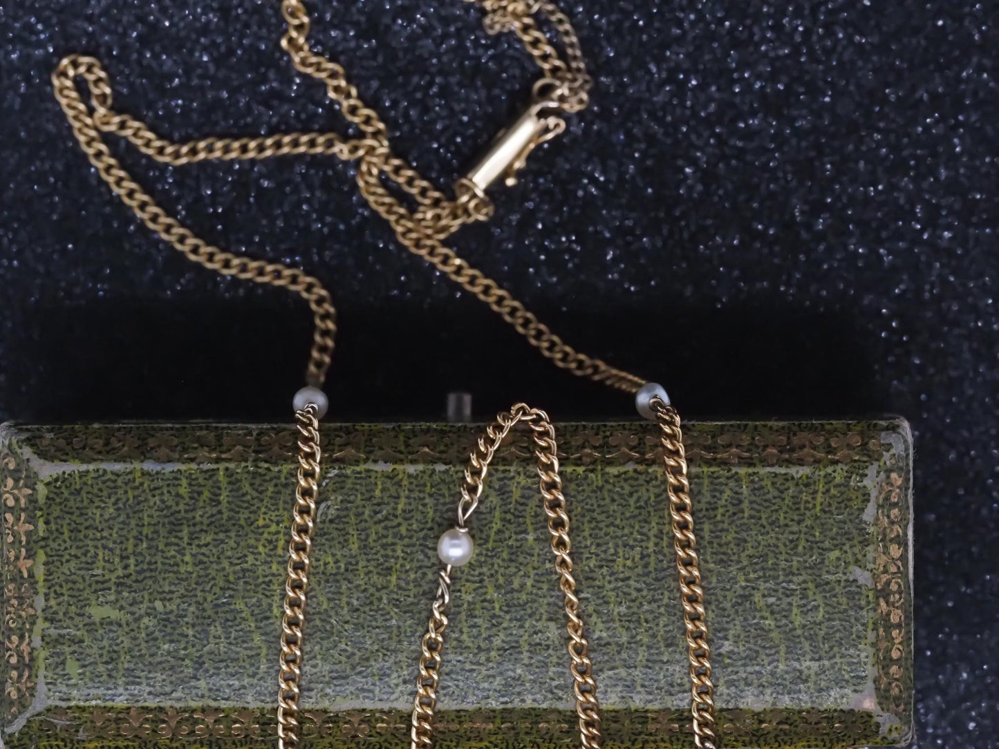 Estate Victorian 1880s Antique 18K Yellow Gold and Pearl Unique Link Chain - VHK