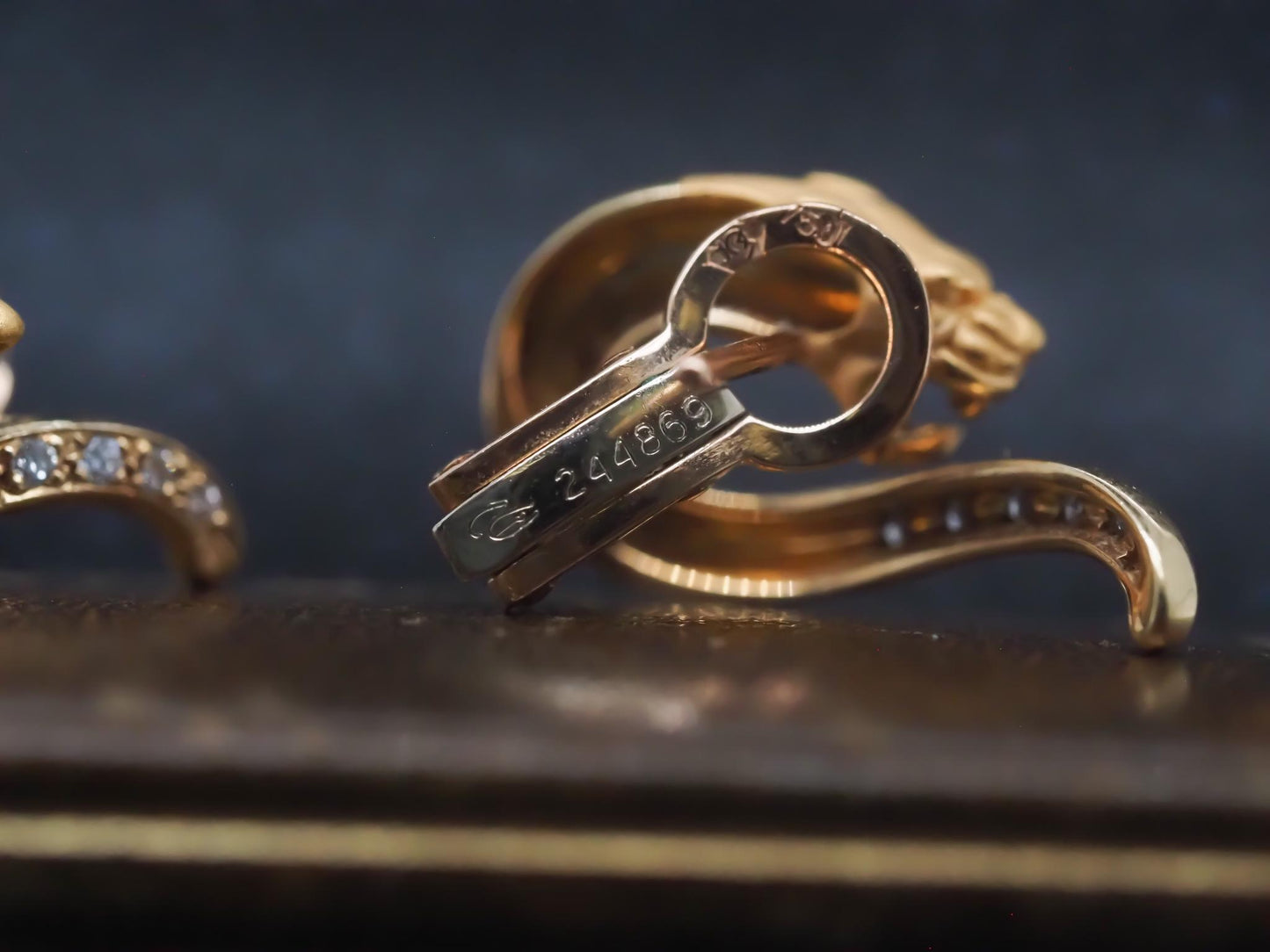 Carrera Y Carrera 18K Yellow Gold Panther Diamond Earrings - VHK#933a