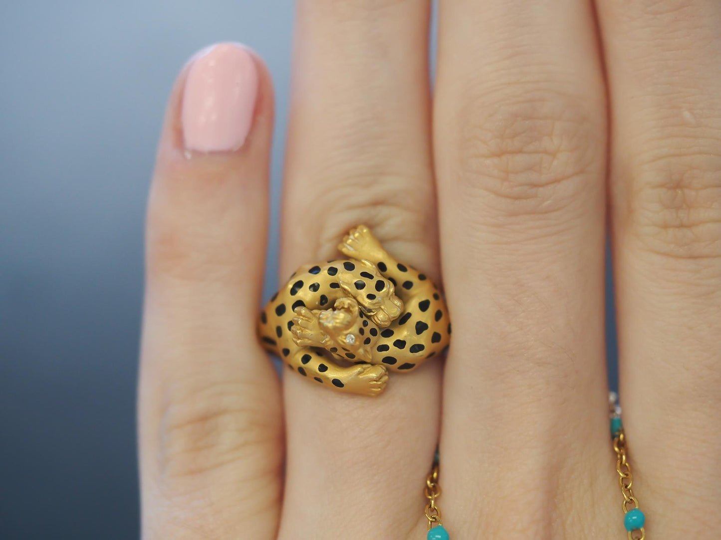 Estate Carrera Y Carrera Two Leopard 18K Yellow Gold Diamond Ring - VHK#943a