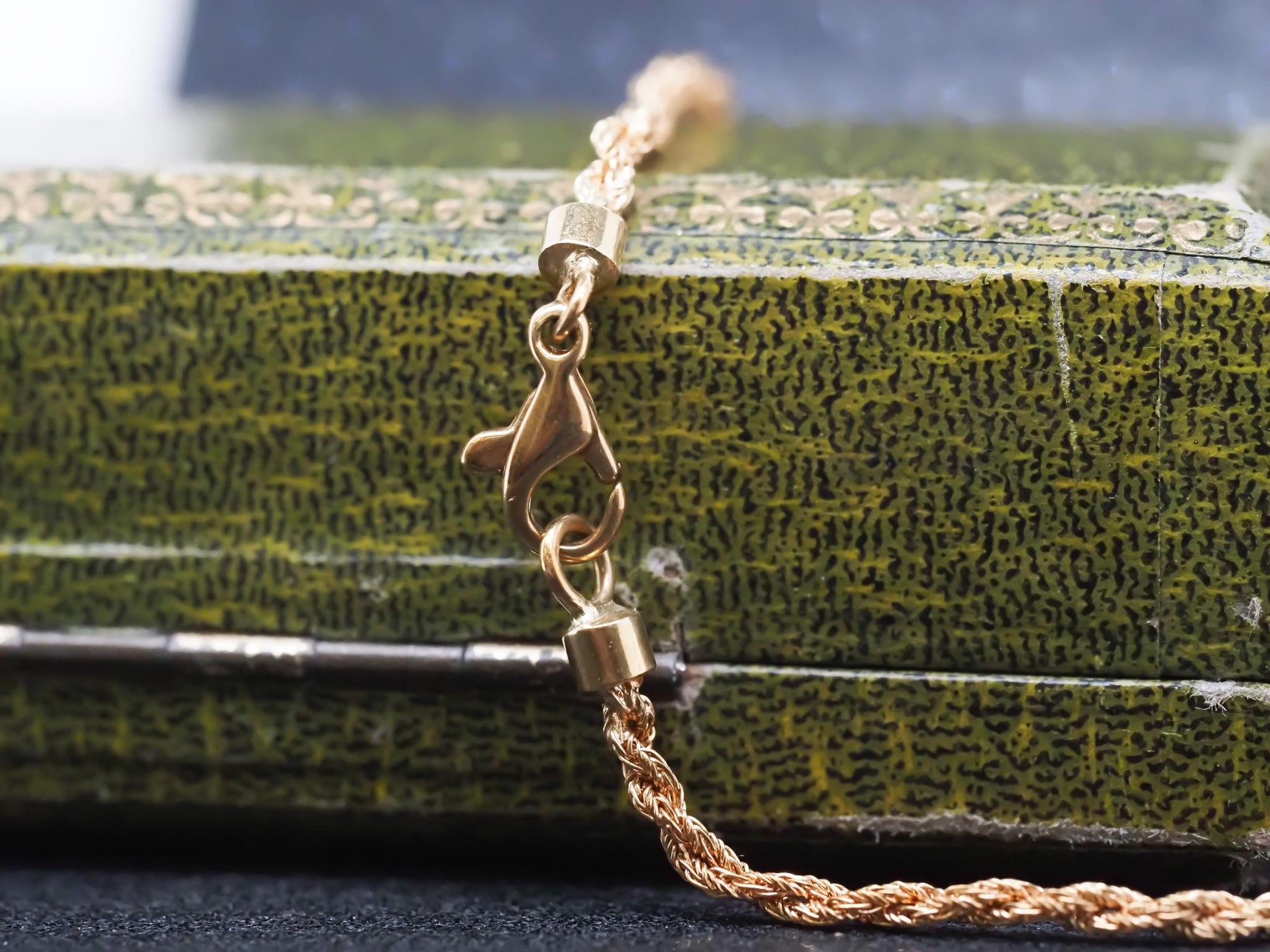 Estate Antique 18K Yellow Gold Unique Knot Link Chain - VHK#381a