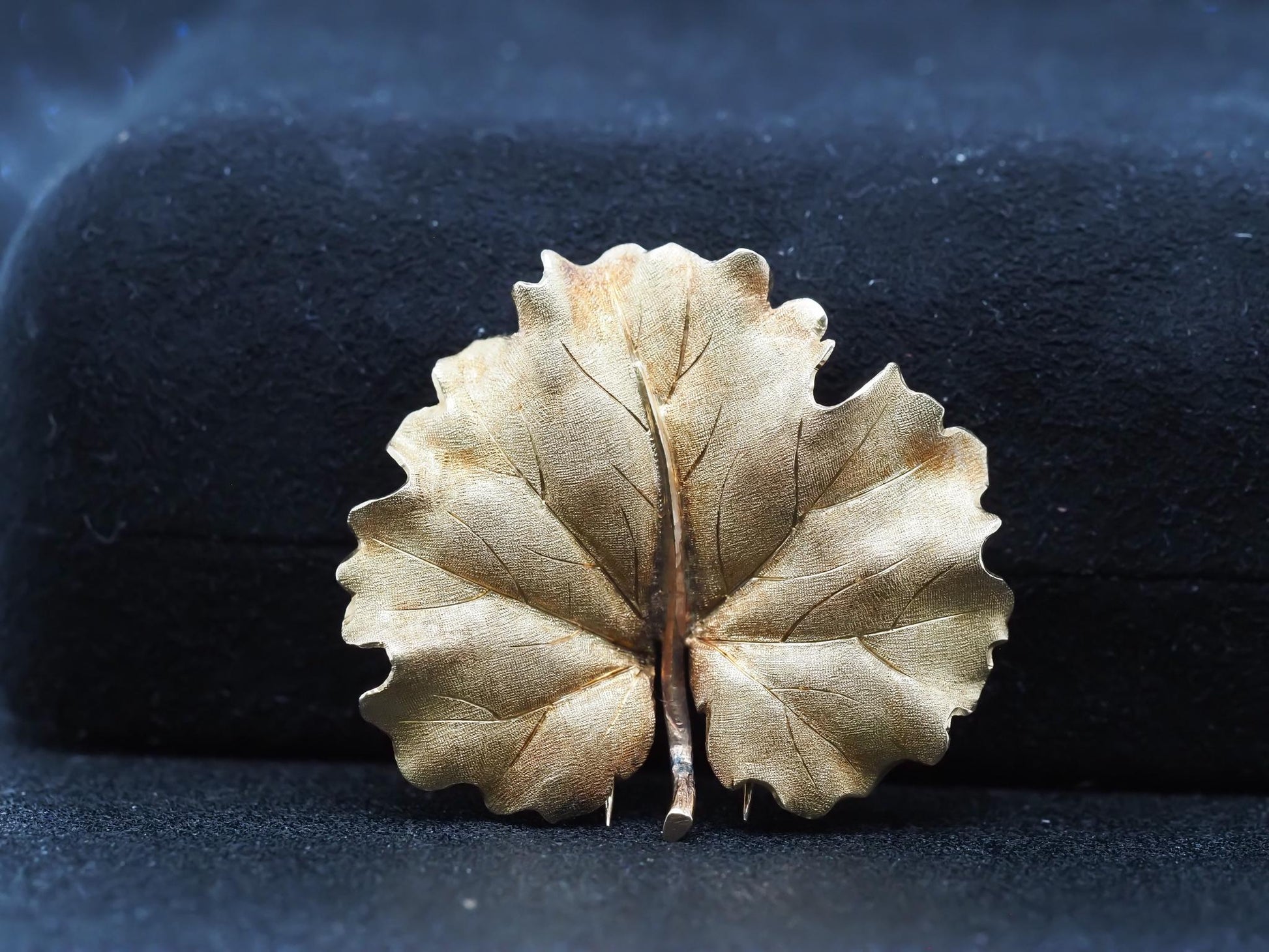 Estate 18K Yellow Gold Buccellati Leaf Brooch and Pin - VHK#243b