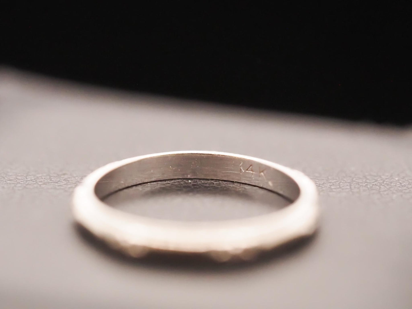 Vintage 14K White Gold Wedding Band Size 4.5 - VHK#637