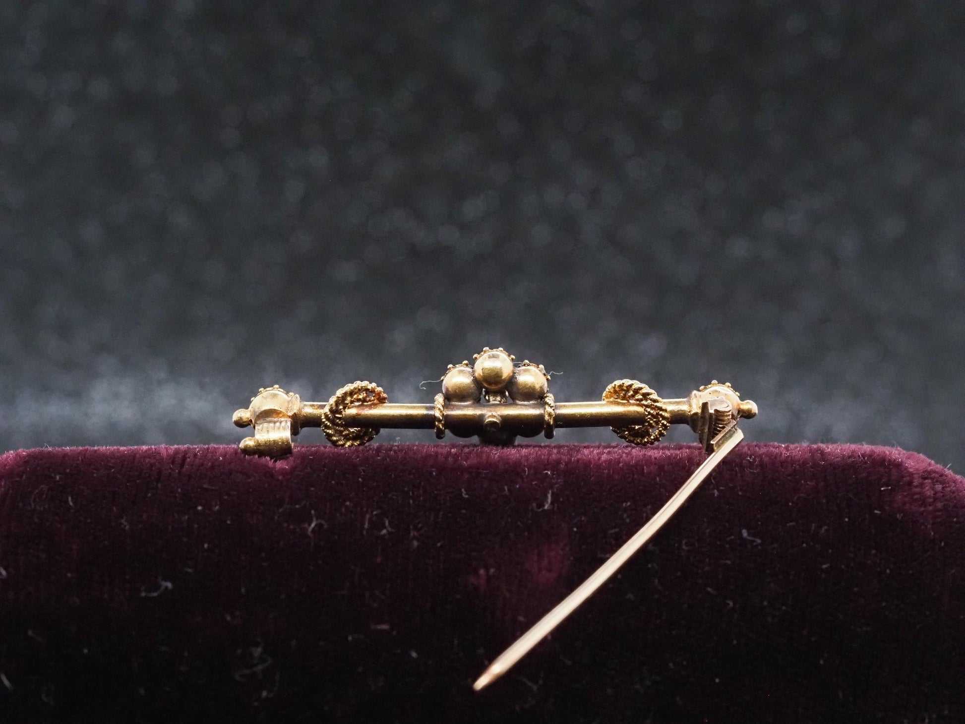 Circa 1900 14K Yellow Gold Ornate Design Turquoise Pin - VHK#109