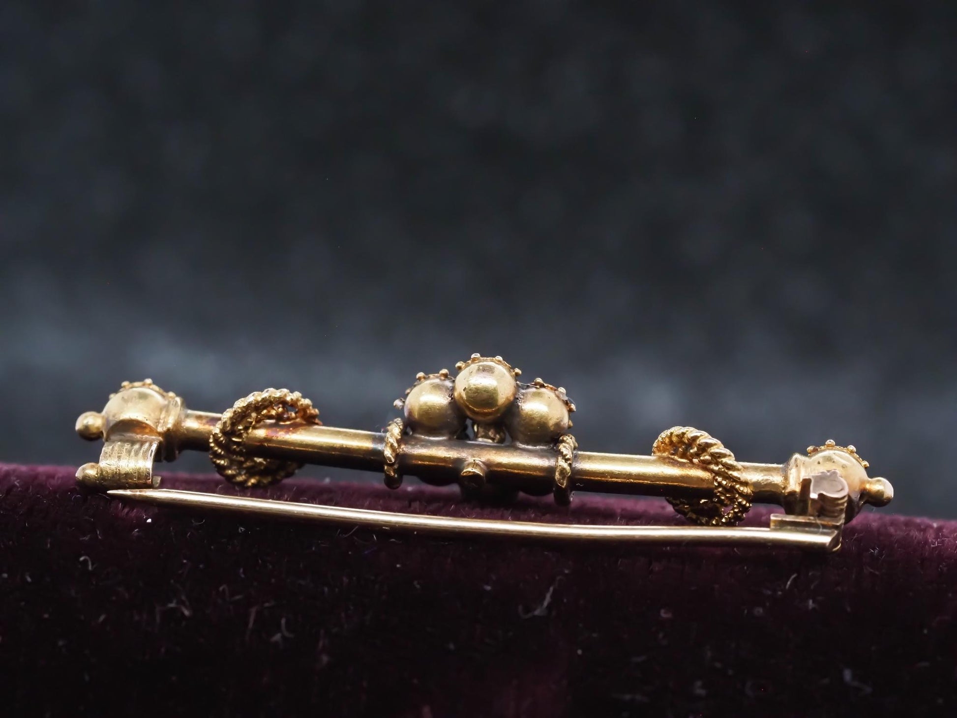 Circa 1900 14K Yellow Gold Ornate Design Turquoise Pin - VHK#109