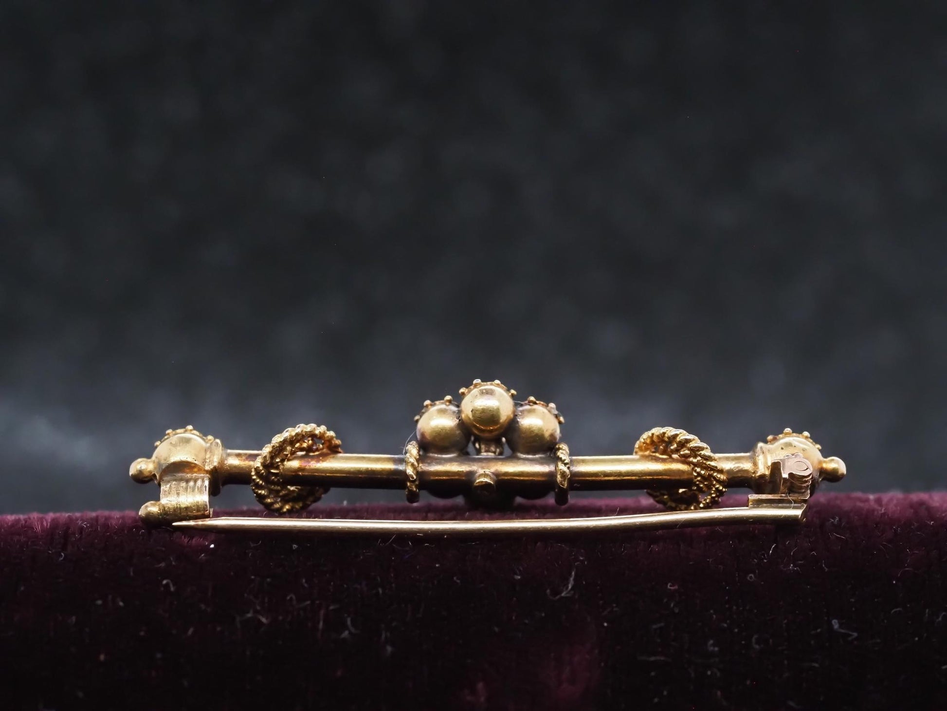 Circa 1900 14K Yellow Gold Ornate Design Turquoise Pin - VHK#109