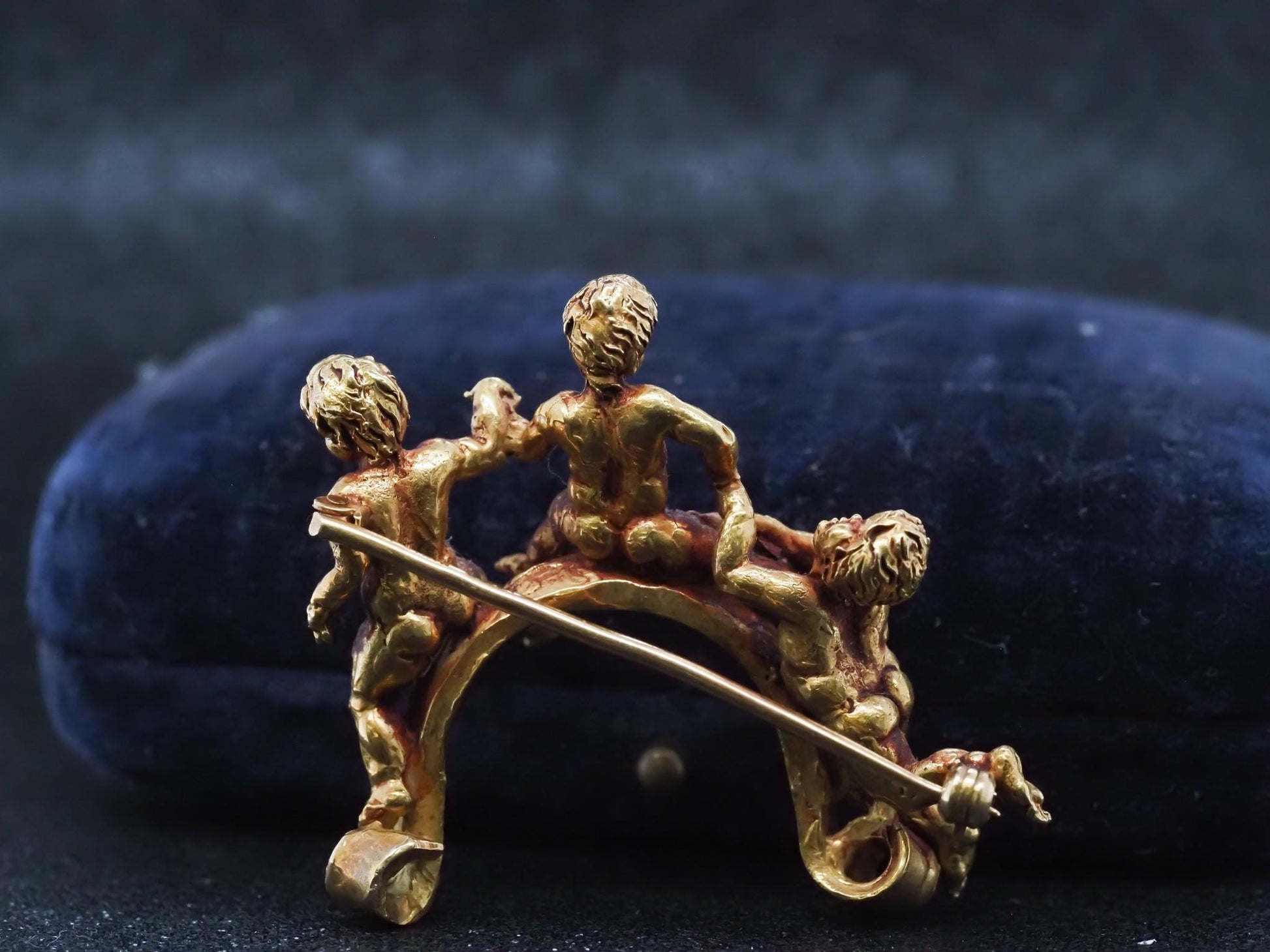 Estate 1920s 19K Yellow Gold Cherub Brooch with Signature - VHK#538b