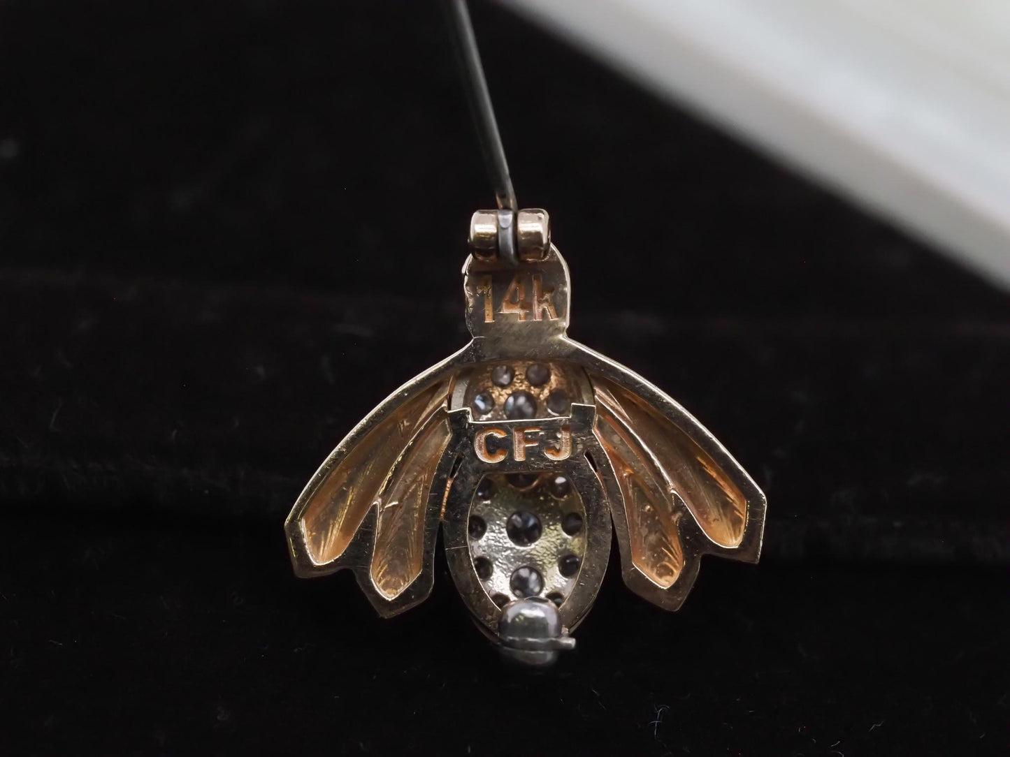 Vintage 14K Yellow Gold Diamond Fly Bug Brooch - VHK#783a