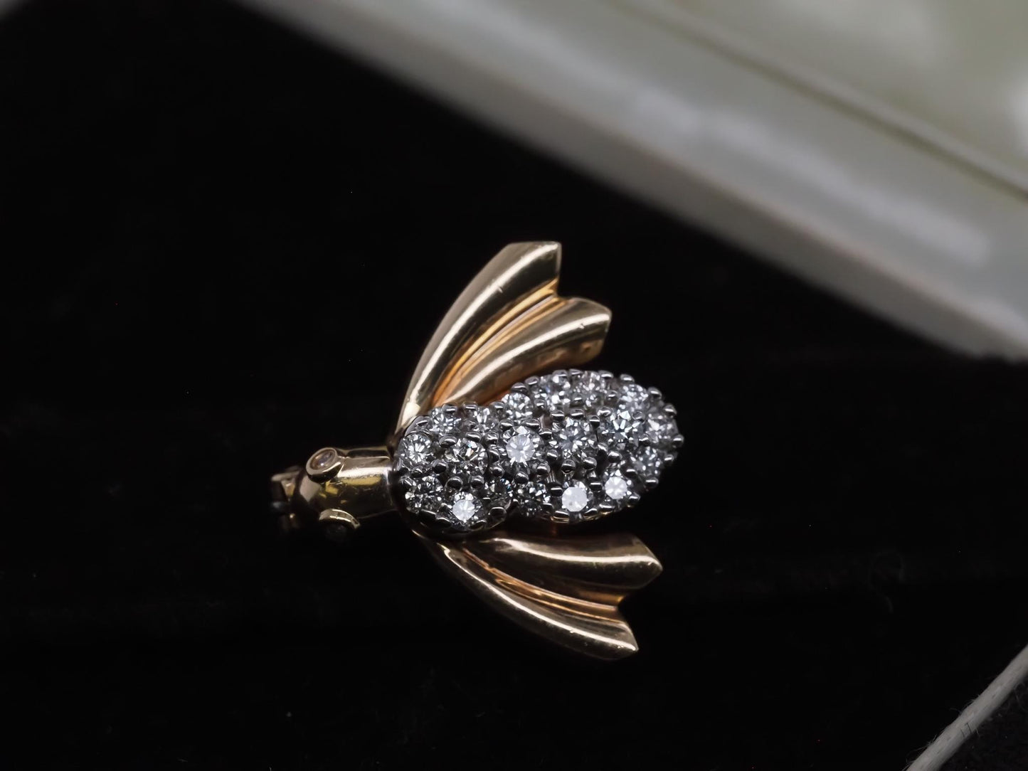 Vintage 14K Yellow Gold Diamond Fly Bug Brooch - VHK#783a