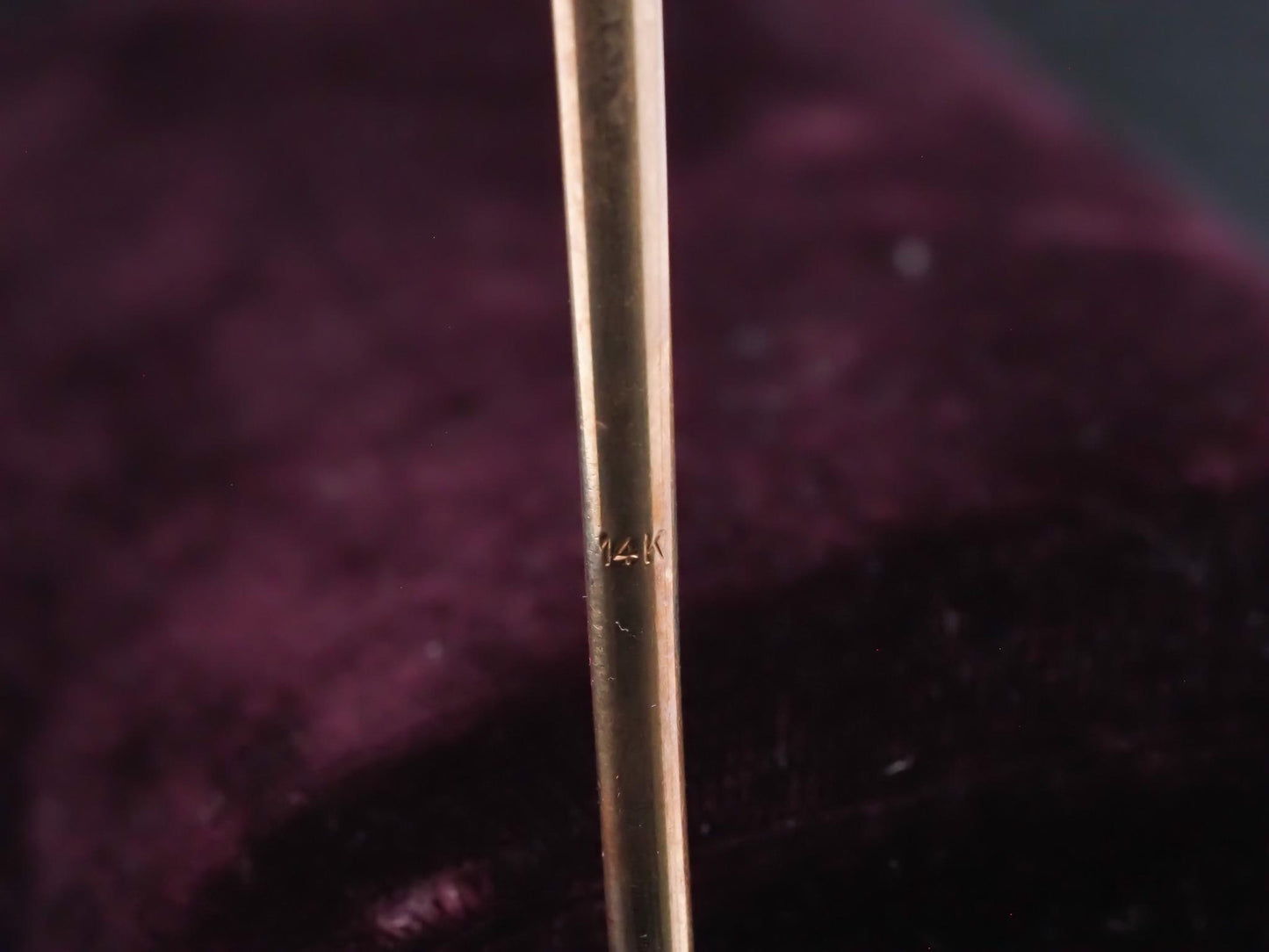 Estate Vintage Cigarette Holder in 14K Yellow Gold - VHK#657a