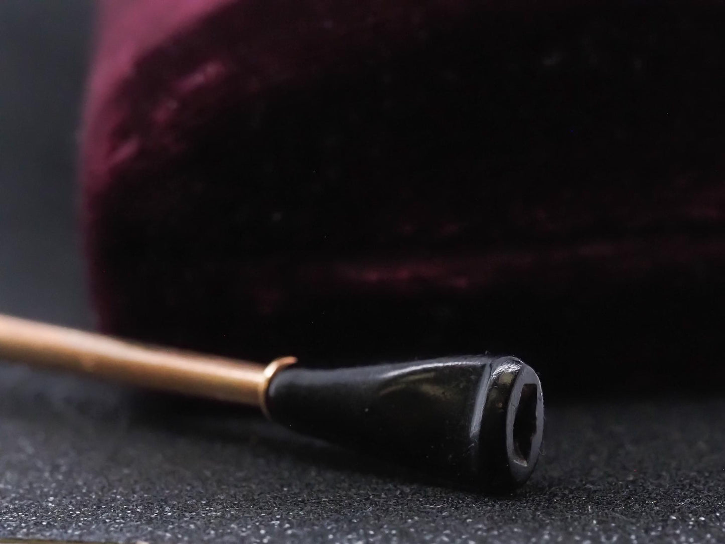 Estate Vintage Cigarette Holder in 14K Yellow Gold - VHK#657a