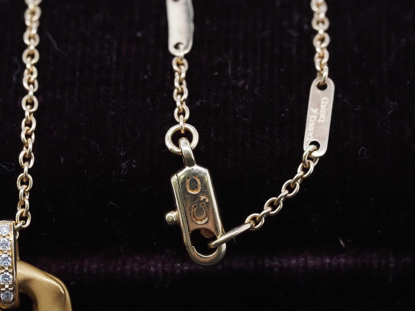 Carrera y Carrera 18K Yellow Gold Diamond Panther Pendant and Necklace - VHK#336