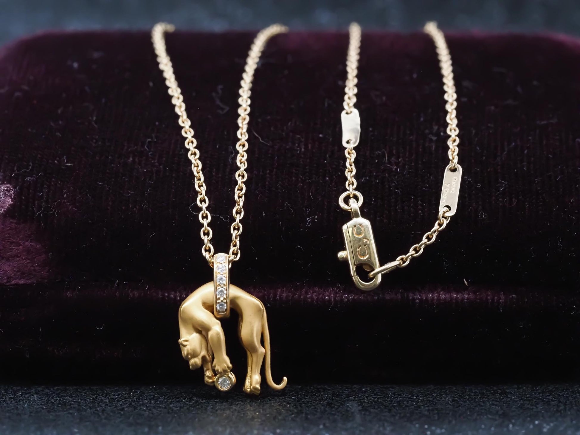 Carrera y Carrera 18K Yellow Gold Diamond Panther Pendant and Necklace - VHK#336