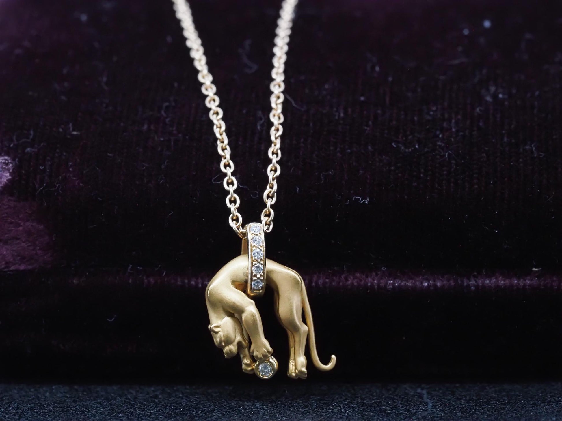 Carrera y Carrera 18K Yellow Gold Diamond Panther Pendant and Necklace - VHK#336