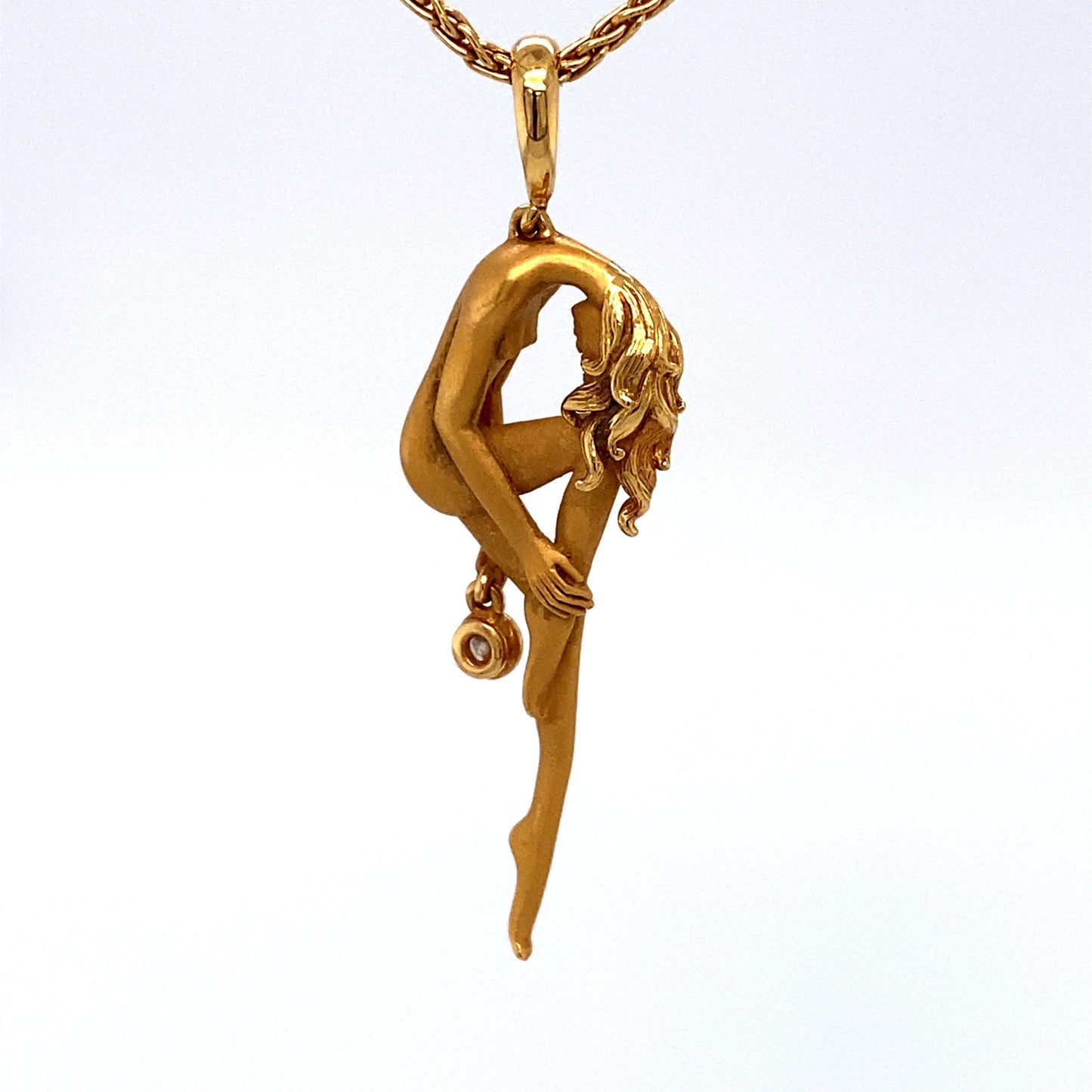 Carrera y Carrera Figural Pendant Necklace with Diamond in 18K Gold