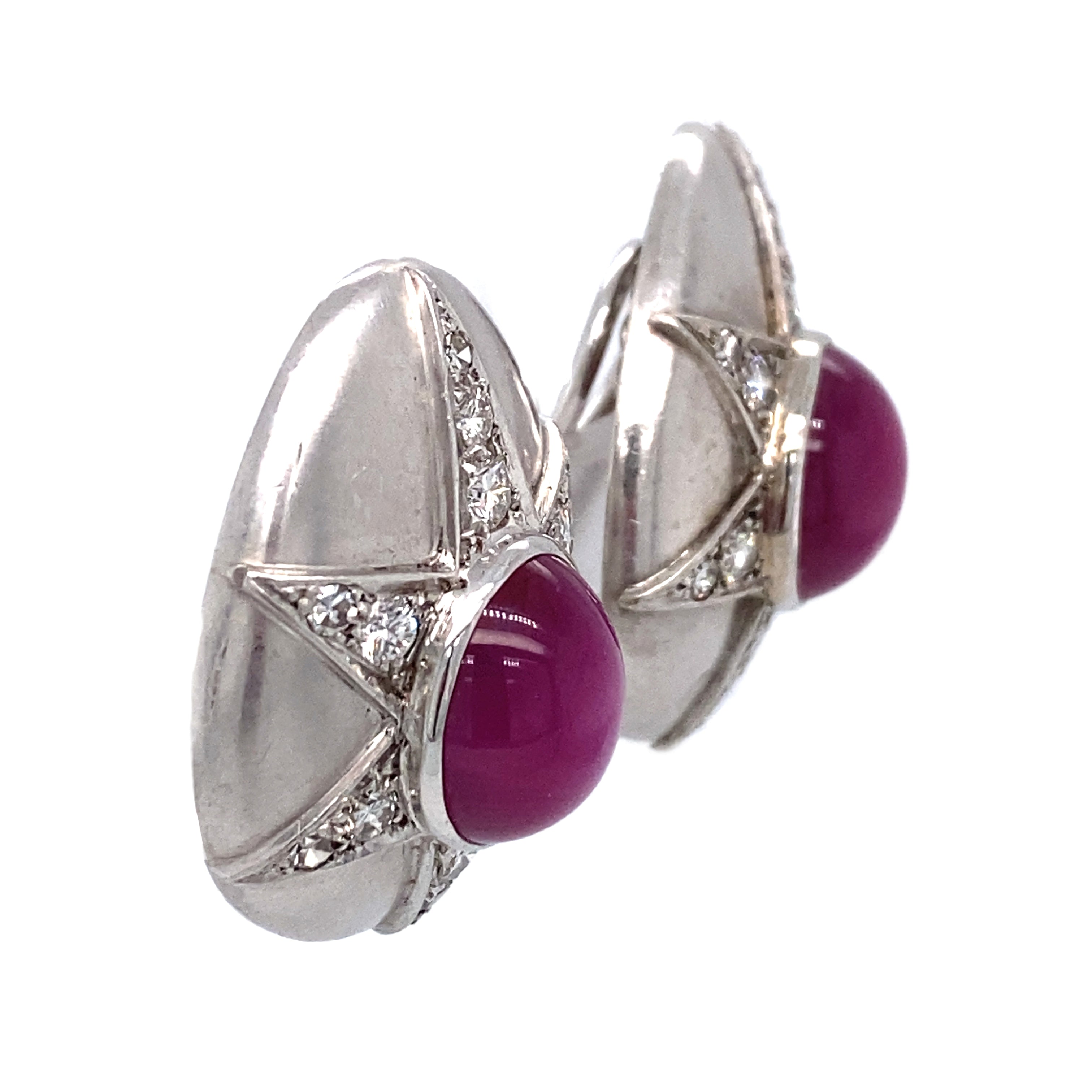 Very juicy ruby cabochon grape earrings in 18K solid gold – Curiously  timeless