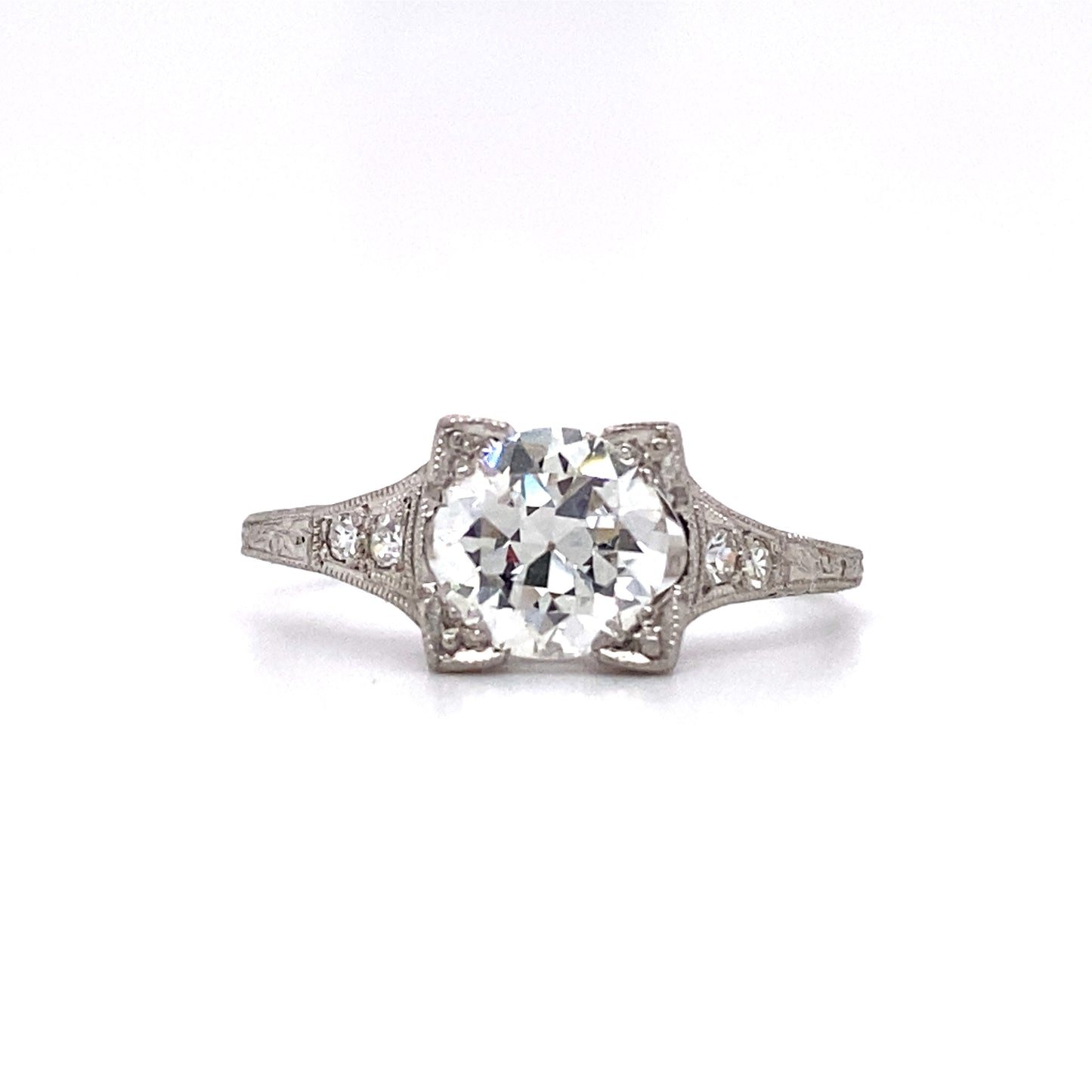 Circa 1920s Art Deco 1.08 Carat Diamond Engagement Ring in Platinum
