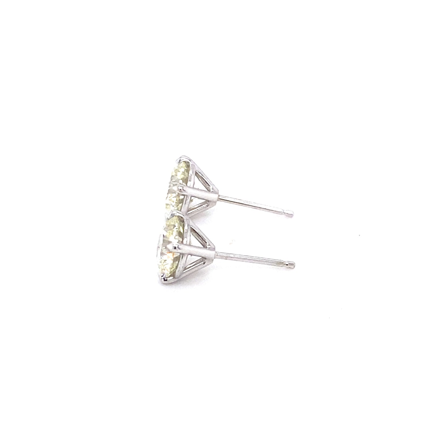 2.4 Carat Round Diamond Stud Earrings in Platinum