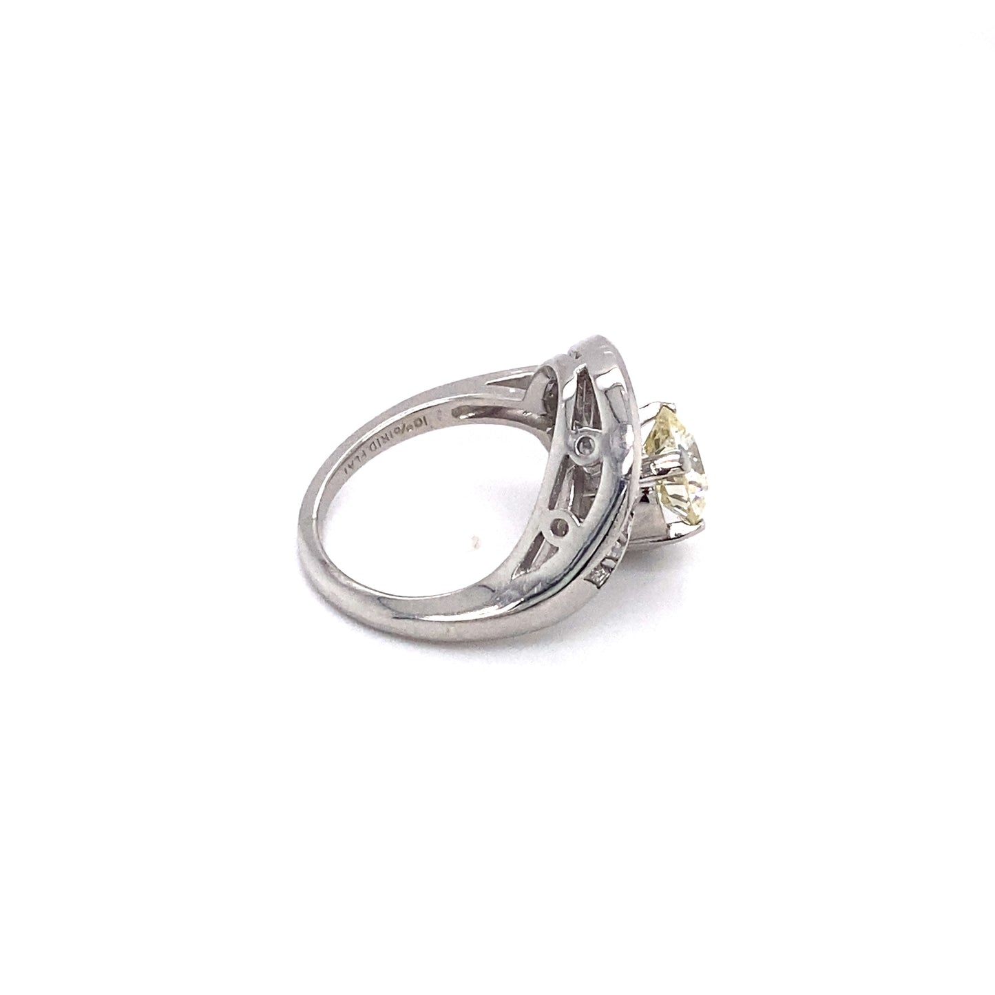 Circa 1950s 1.37 Carat Old European Cut Diamond Swirl Ring in Platinum