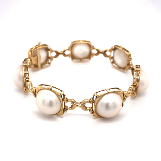 Circa 1980s 12.5mm Mabe Pearl Link Bracelet in 14K Gold