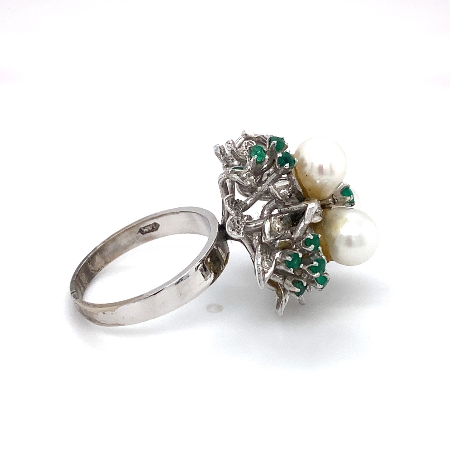 Circa 1960s Set of Earrings and Ring with Pearls and Emeralds in 14K White Gold