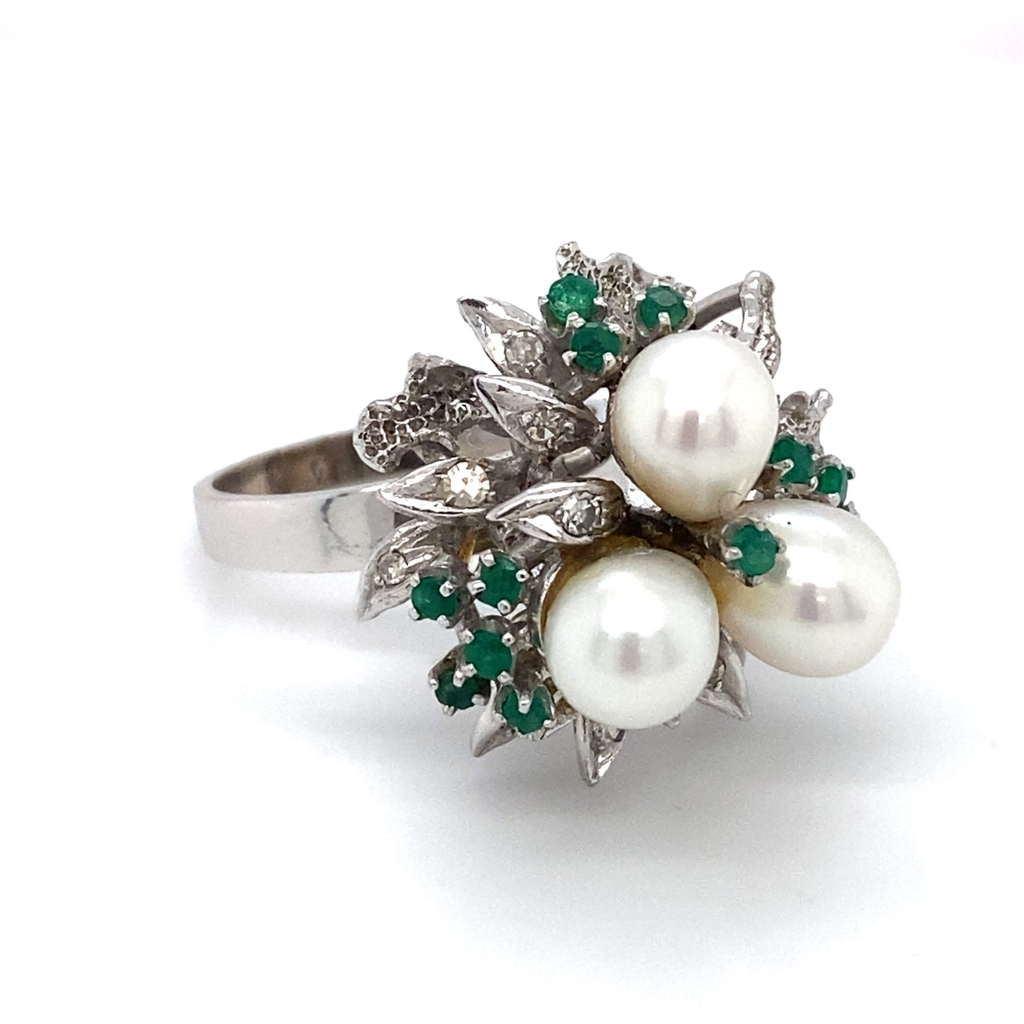 Circa 1960s Set of Earrings and Ring with Pearls and Emeralds in 14K White Gold