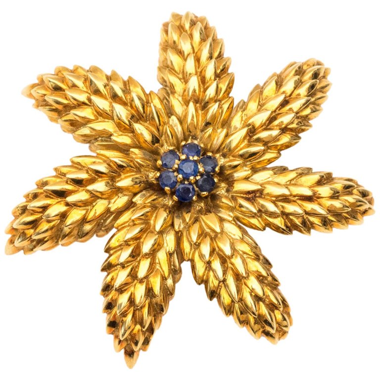 1950s Tiffany & Co. Schlumberger 18K Gold & Sapphire Starfish Flower Brooch