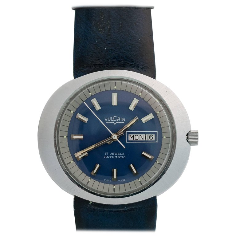 1940s Vulcain Extra Large Watch