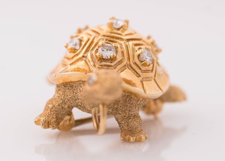 1950s 14K Yellow Gold & Diamond Tortuga Turtle Pin