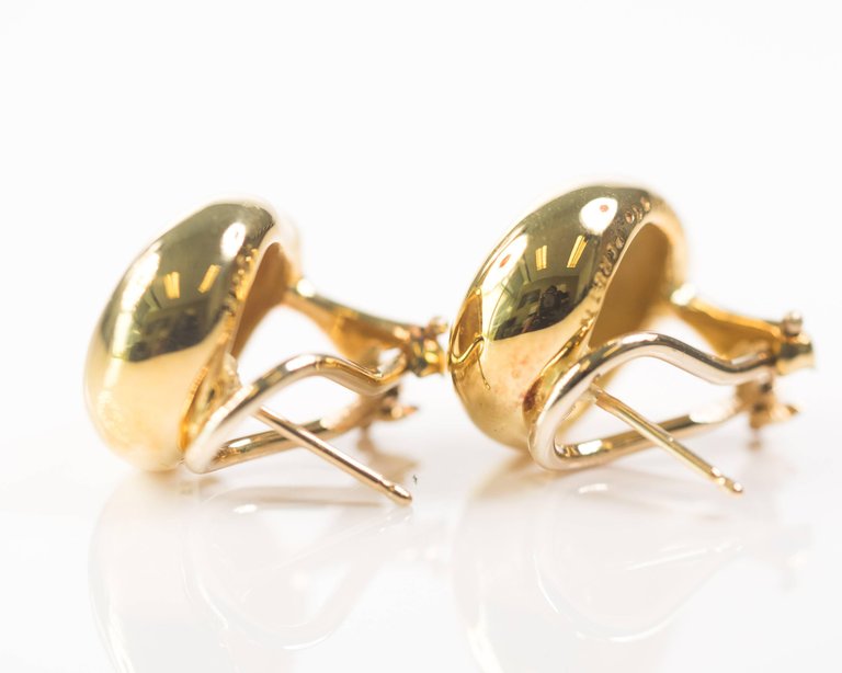 Elsa Peretti for Tiffany and Co. Bean Collection 18K Gold Earrings